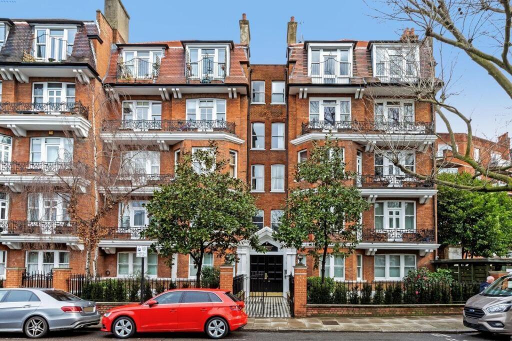 Modern Chelsea Flat, 3Bd 2Bath, With Parking Londres Exterior foto